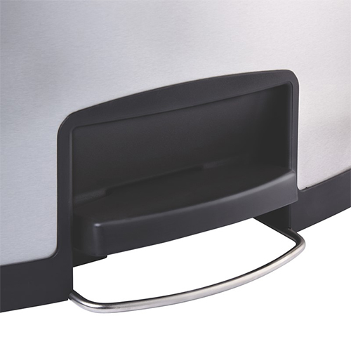 Container Slim Jim Step-On/Front Step 30 L, inox/negru, Rubbermaid