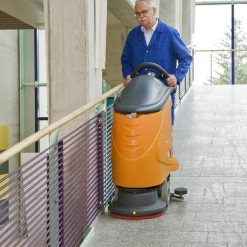 Swingo 755 BMS - Echipament de spalat-aspirat, Taski
