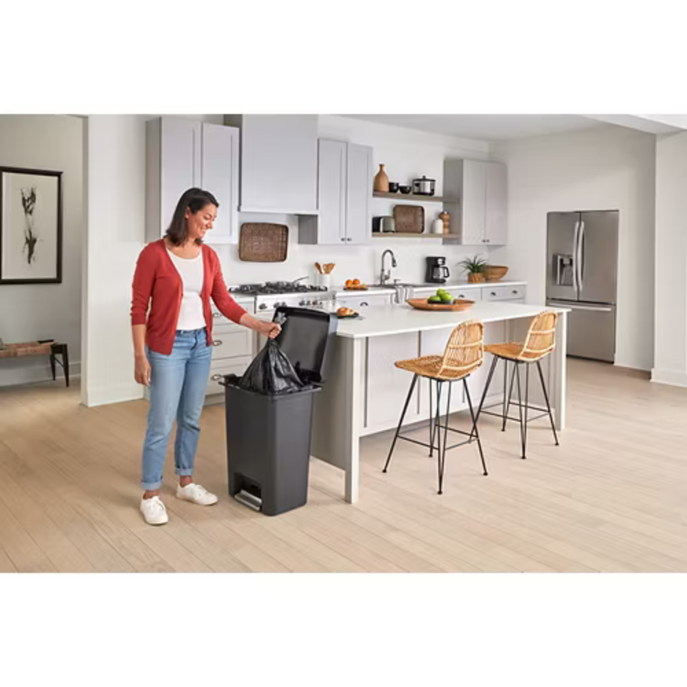 Coș de gunoi de mare capacitate, tip step-on, Rubbermaid